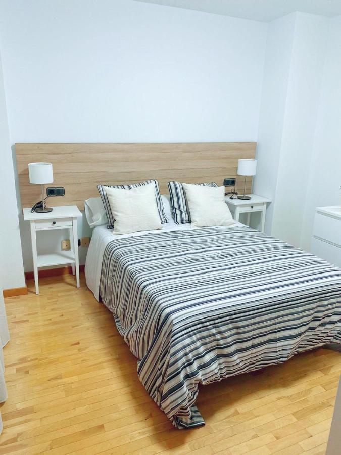 Apartmán Duenas Oviedo Exteriér fotografie