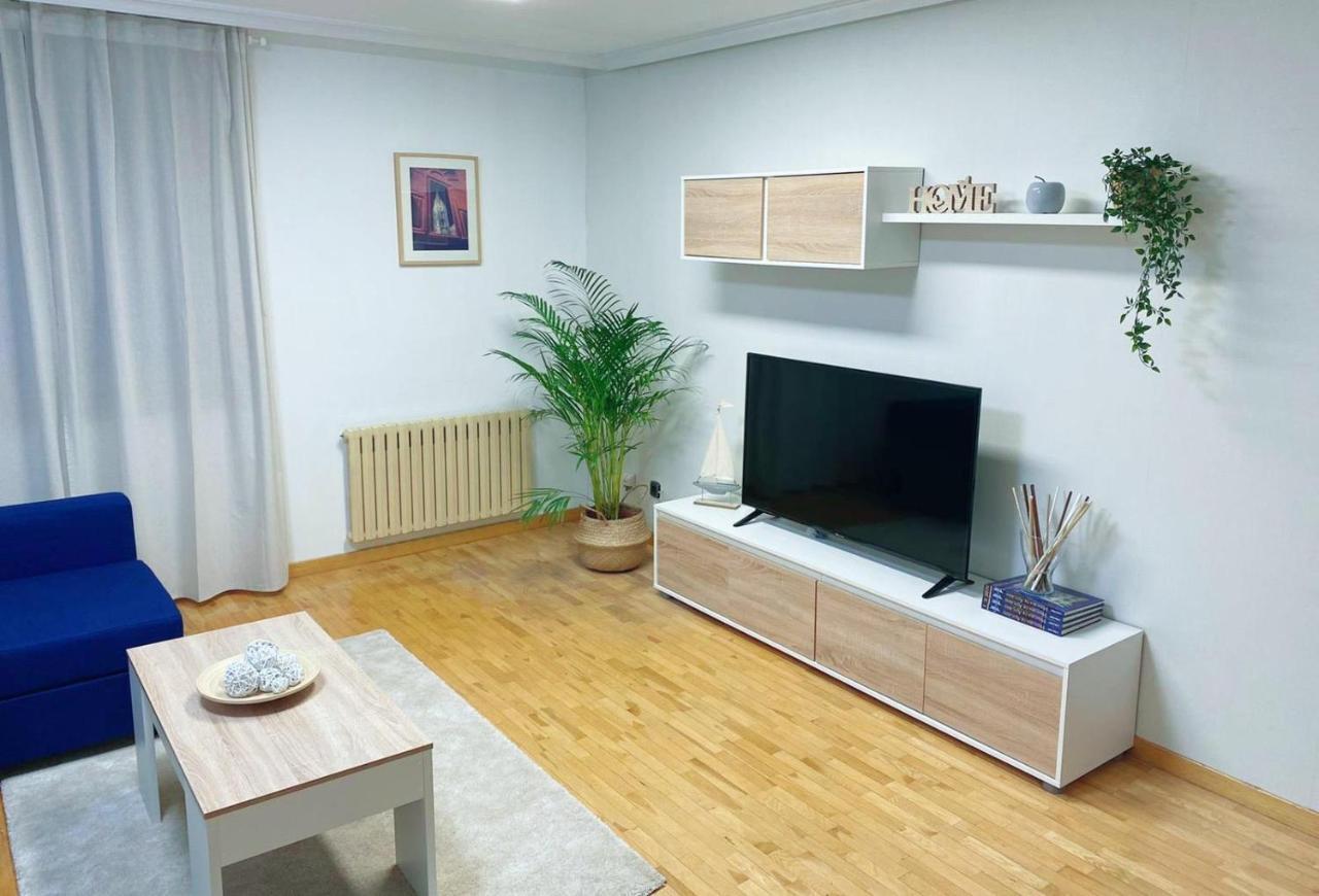 Apartmán Duenas Oviedo Exteriér fotografie