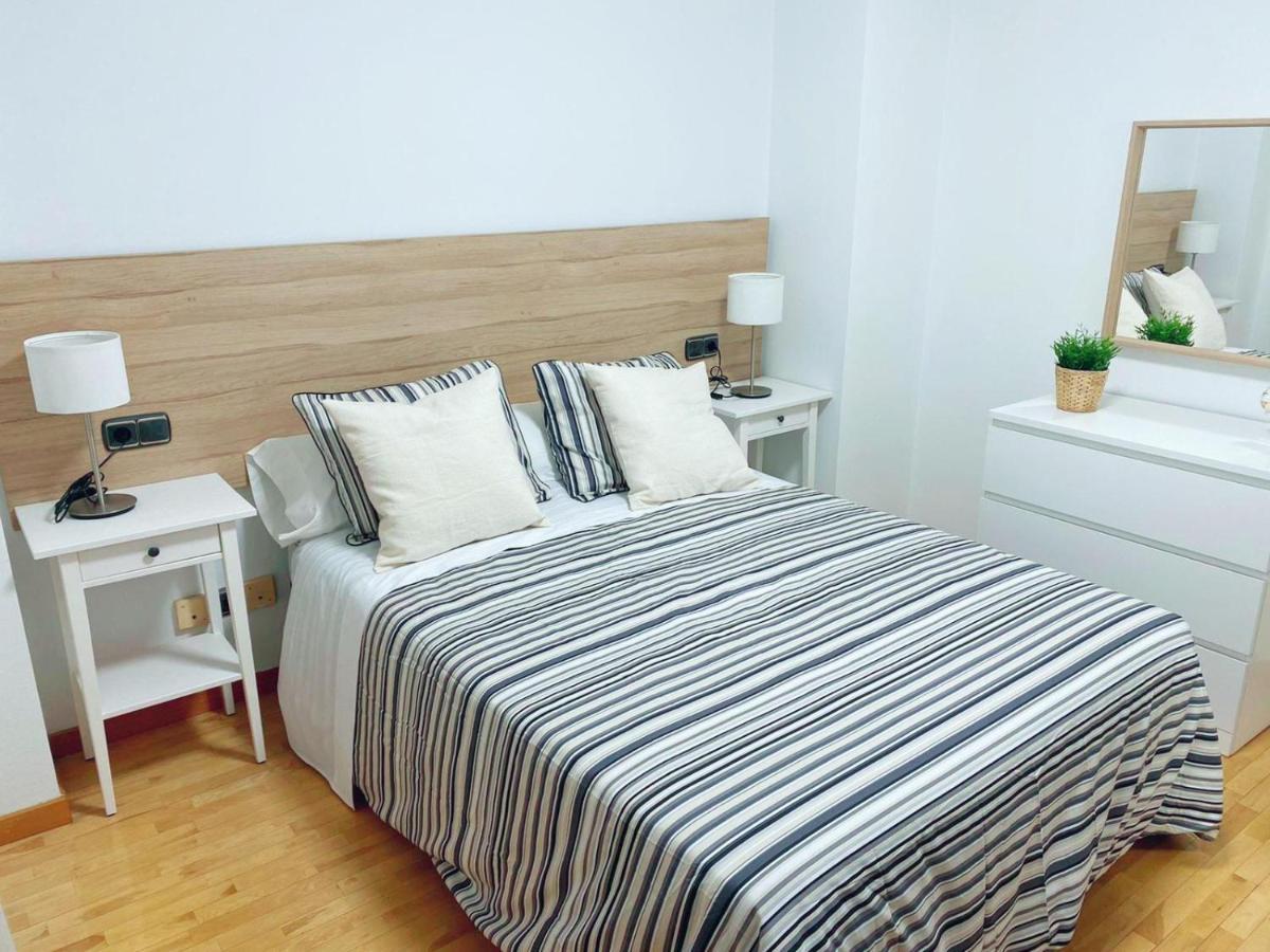 Apartmán Duenas Oviedo Exteriér fotografie