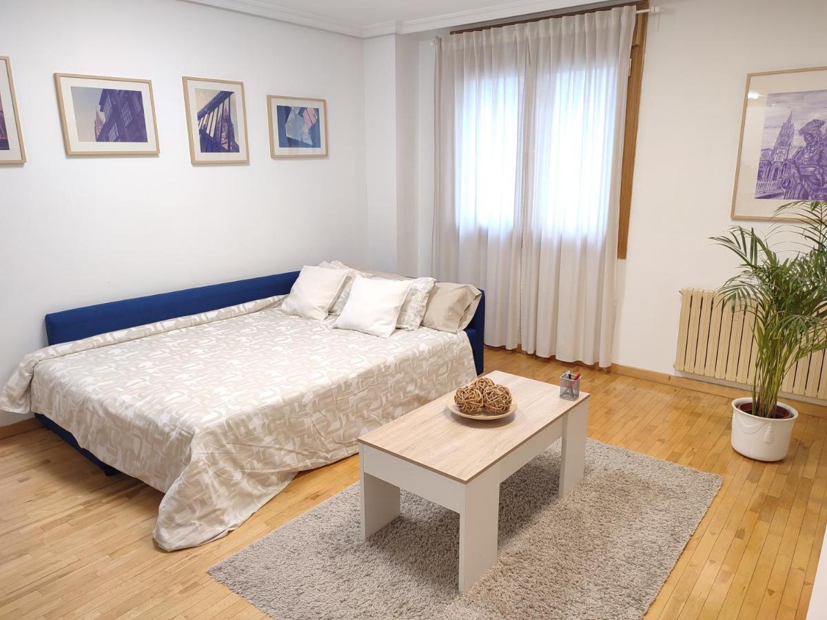 Apartmán Duenas Oviedo Exteriér fotografie
